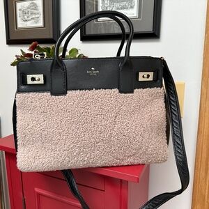 Kate Spade Crossbody Fuzzy Bag! Protects your valuables and had Pocketsss!